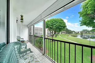 5250 Las Verdes Cir, Delray Beach, FL 33484 - Photo 2