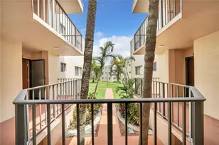 5250 Las Verdes Cir, Delray Beach, FL 33484 - Photo 30