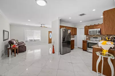 403 NE Oleander Avenue, Port Saint Lucie, FL 34952 - Photo 8