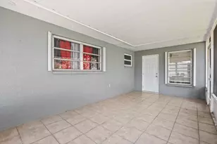 403 NE Oleander Ave, Port Saint Lucie, FL 34952 - Photo 18