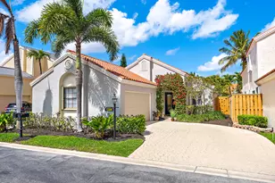 13305 St Tropez Cir, Palm Beach Gardens, FL 33410 - Photo 8