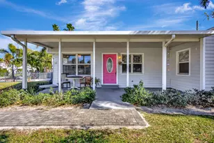 736 Rockland Dr, West Palm Beach, FL 33405 - Photo 2