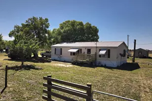 1651 Coffey Rd, Moore Haven, FL 33471 - Photo 2