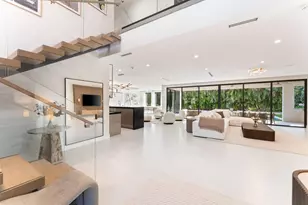 1032 SE 12th Way, Fort Lauderdale, FL 33316 - Photo 4