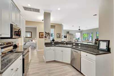 2941 Twin Oaks Way, Wellington, FL 33414 - Photo 6