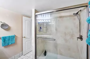 100 Golden Isles Dr, Hallandale Beach, FL 33009 - Photo 12