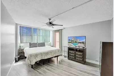 100 Golden Isles Drive #815, Hallandale Beach, FL 33009 - Photo 6