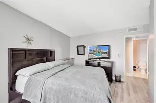 100 Golden Isles Dr, Hallandale Beach, FL 33009 - Photo 14