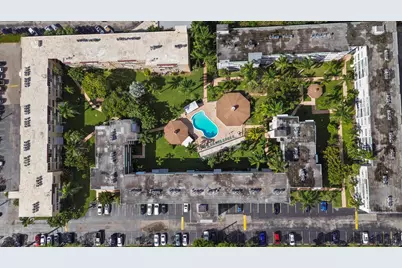 1333 E Hallandale Beach Boulevard #409, Hallandale Beach, FL 33009 - Photo 4