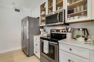 438 Brackenwood Ln S, Palm Beach Gardens, FL 33418 - Photo 8