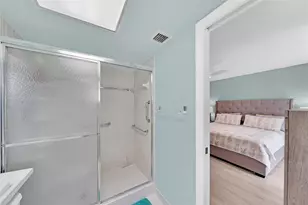 5250 Las Verdes Cir, Delray Beach, FL 33484 - Photo 18