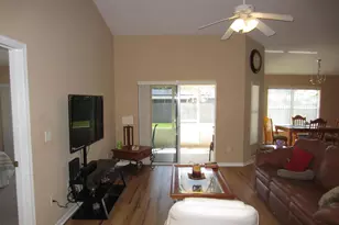 4702 Seagrape Dr, Fort Pierce, FL 34982 - Photo 4