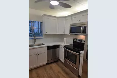 1444 SE Riverside Drive SE #B-7, Stuart, FL 34996 - Photo 4