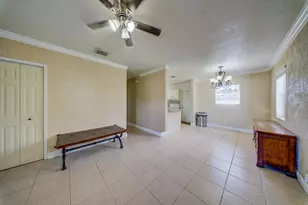 1648 NW 13th St, Fort Lauderdale, FL 33311 - Photo 14