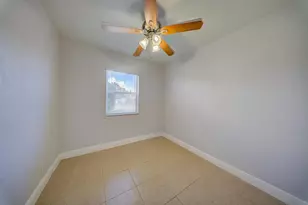 1648 NW 13th St, Fort Lauderdale, FL 33311 - Photo 6