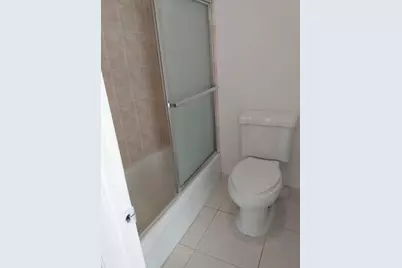 8001 Crespi Boulevard #5c, Miami Beach, FL 33141 - Photo 6