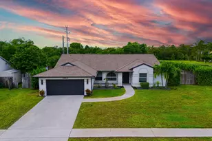 1853 Shower Tree Way, Wellington, FL 33414 - Photo 2