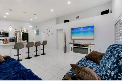8771 NW 141st Terrace, Miami Lakes, FL 33018 - Photo 18