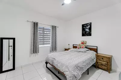 8771 NW 141st Terrace, Miami Lakes, FL 33018 - Photo 14