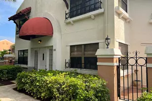 13 Uno Lago Dr, Juno Beach, FL 33408 - Photo 4