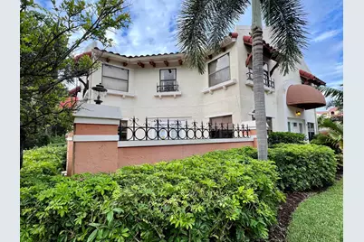 13 Uno Lago Drive, Juno Beach, FL 33408 - Photo 1