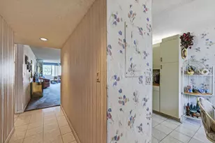 10806 W Clairmont Cir, Tamarac, FL 33321 - Photo 2