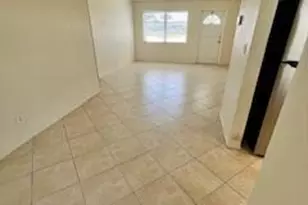 907 SW 3rd Ave, Boynton Beach, FL 33426 - Photo 2