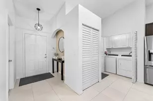 9463 Swansea Ln, West Palm Beach, FL 33411 - Photo 8