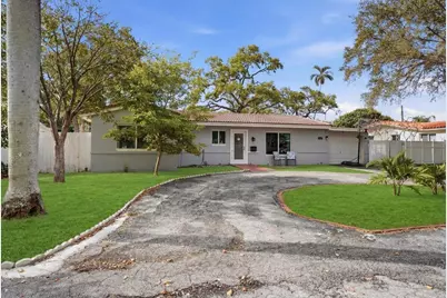 330 SE 6th Street, Pompano Beach, FL 33060 - Photo 2