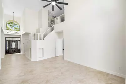 10889 Tamoron Lane, Boca Raton, FL 33498 - Photo 4