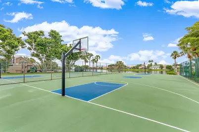 10889 Tamoron Lane, Boca Raton, FL 33498 - Photo 32