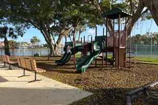 10889 Tamoron Ln, Boca Raton, FL 33498 - Photo 30