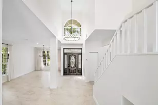 10889 Tamoron Ln, Boca Raton, FL 33498 - Photo 6