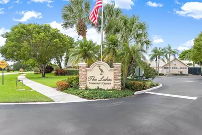 10889 Tamoron Lane, Boca Raton, FL 33498 - Photo 22