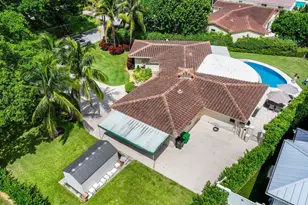 910 Banyan Dr, Delray Beach, FL 33483 - Photo 18