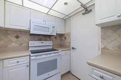 1200 West Avenue #1521, Miami Beach, FL 33139 - Photo 14