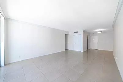 1200 West Avenue #1521, Miami Beach, FL 33139 - Photo 10