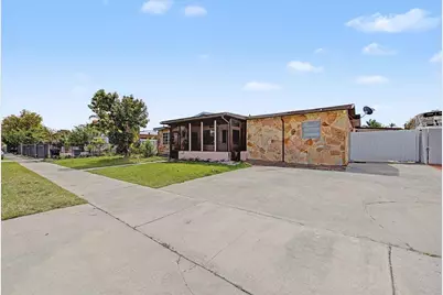 15042 SW 297th Terrace, Homestead, FL 33033 - Photo 4