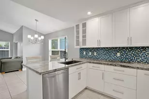 2702 Arborwood Rd, Davie, FL 33328 - Photo 16