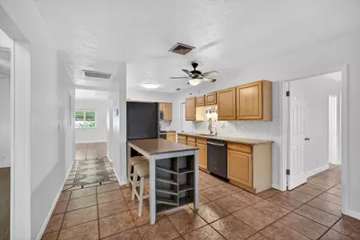 4914 Pine Knoll Way, Stuart, FL 34997 - Photo 14