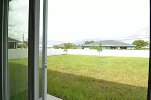 2266 SW Cameo Blvd, Port Saint Lucie, FL 34953 - Photo 14