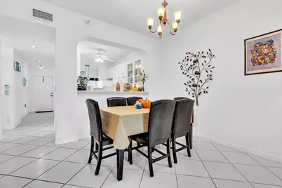 7623 Southampton Terrace #211, Tamarac, FL 33321 - Photo 12