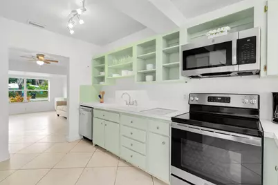 842 SW 11th Court, Fort Lauderdale, FL 33315 - Photo 20