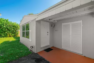 842 SW 11th Court, Fort Lauderdale, FL 33315 - Photo 6
