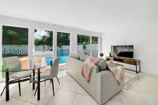 842 SW 11th Ct, Fort Lauderdale, FL 33315 - Photo 14