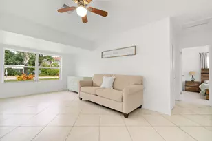 842 SW 11th Ct, Fort Lauderdale, FL 33315 - Photo 8