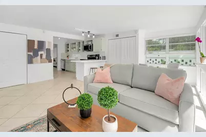 842 SW 11th Court, Fort Lauderdale, FL 33315 - Photo 10