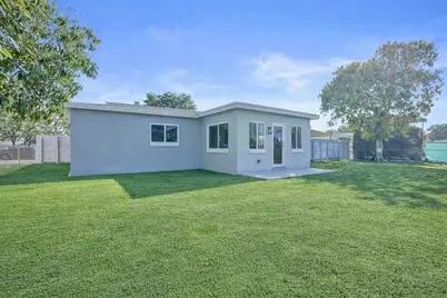 3271 NW 17th Street, Lauderhill, FL 33311 - Photo 32
