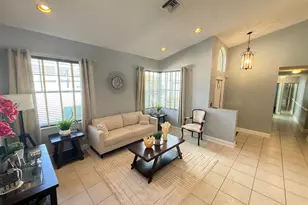 7841 Rockport Cir, Lake Worth, FL 33467 - Photo 8