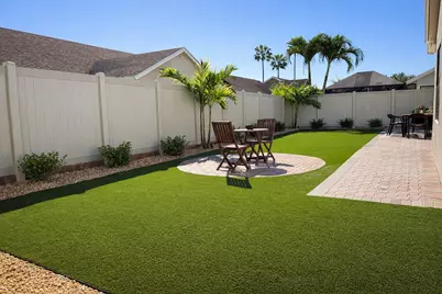 13009 W Meadowbreeze Drive, Wellington, FL 33414 - Photo 6